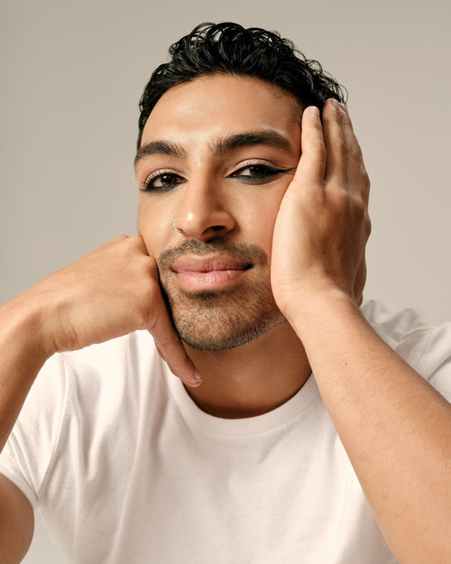 Lash Extensions for Men: Breaking Beauty Stereotypes