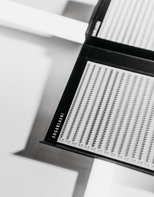 An open tray of VOL-X Pre-made Fans, eyelash extensions